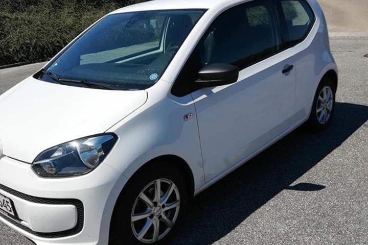Hvid VW UP! fra 2012