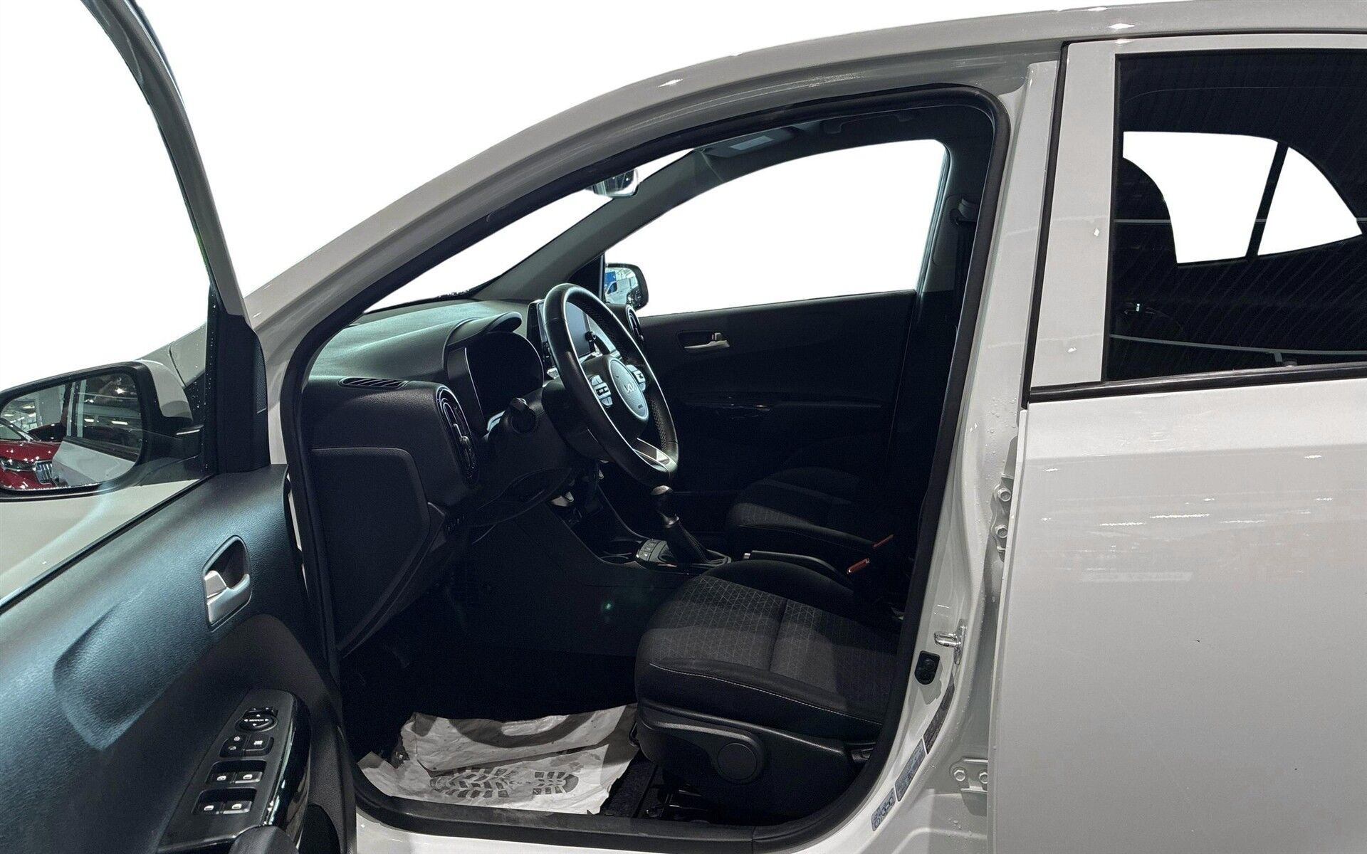 Hvid Kia Picanto fra 2023