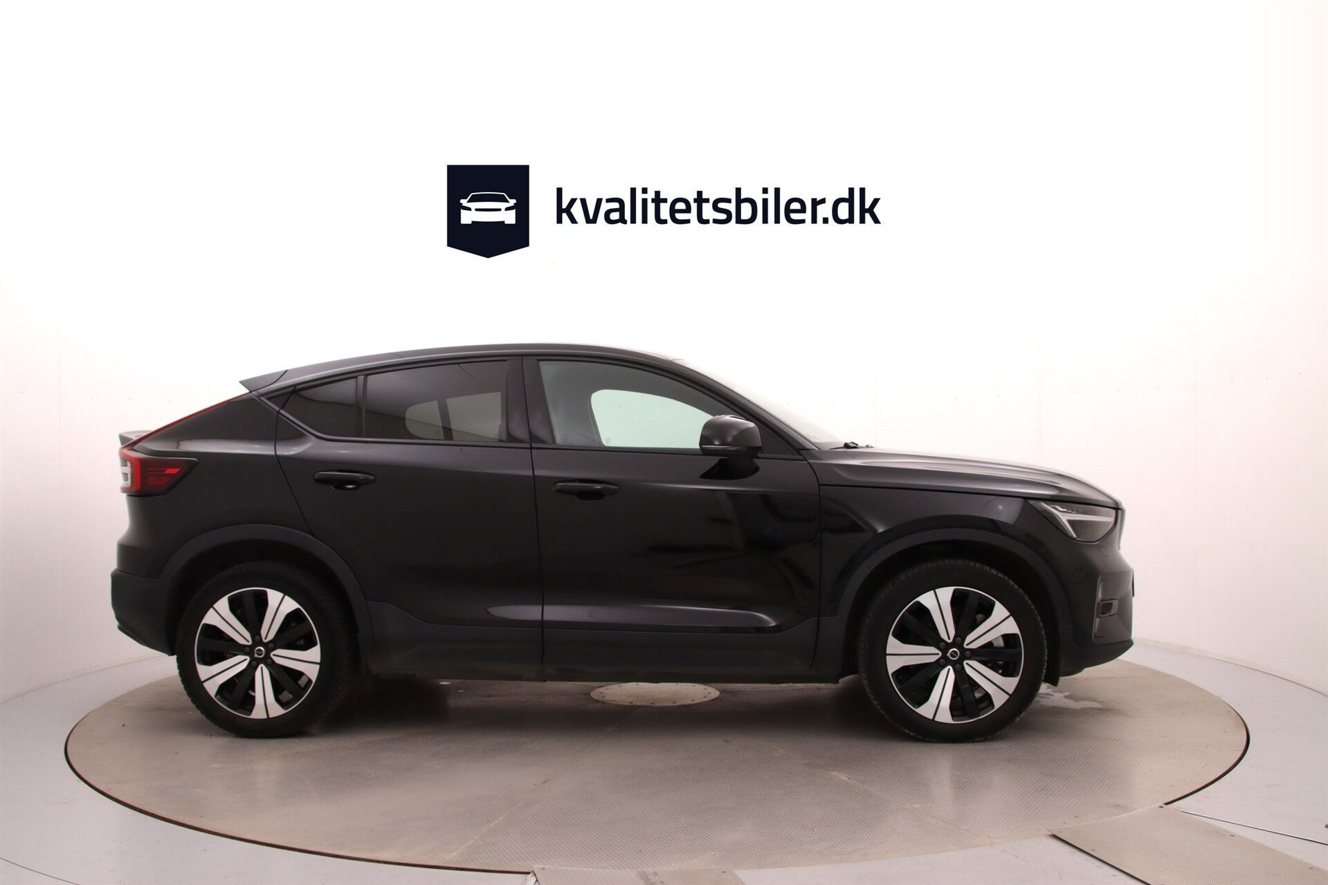 Sort Volvo C40 fra 2023