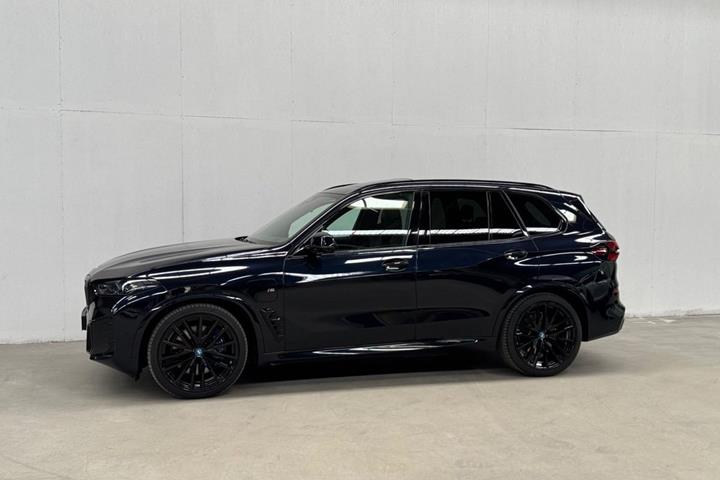 undefined BMW X5 fra 2023
