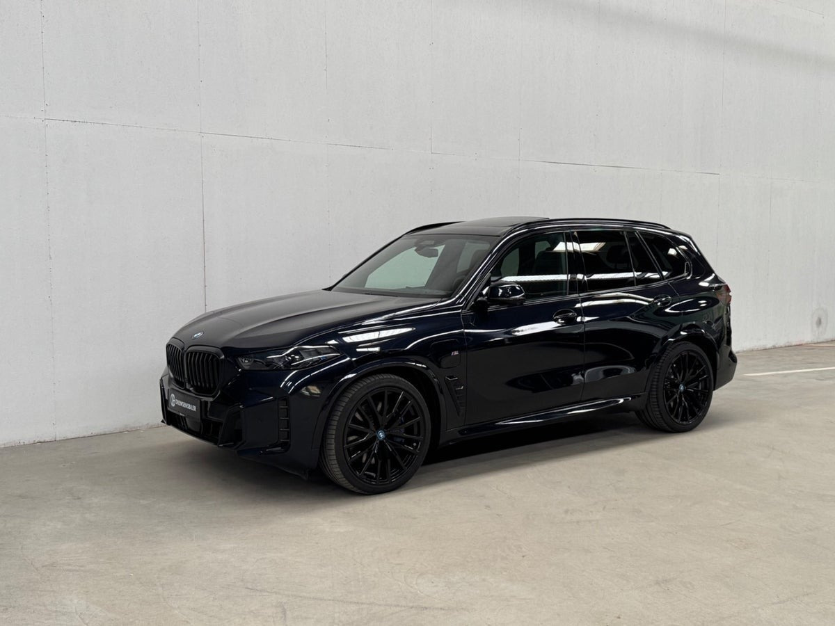 undefined BMW X5 fra 2023