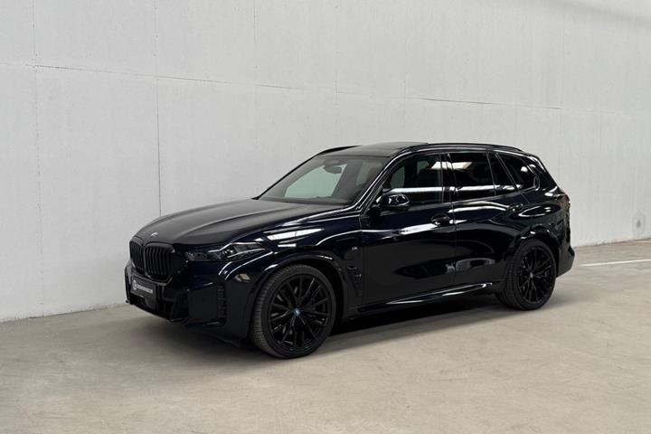 undefined BMW X5 fra 2023