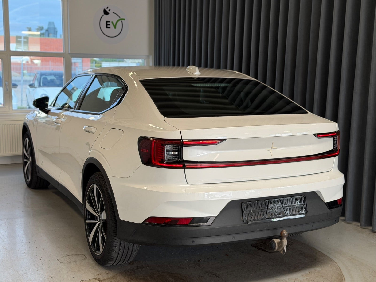Hvid Polestar 2 fra 2022