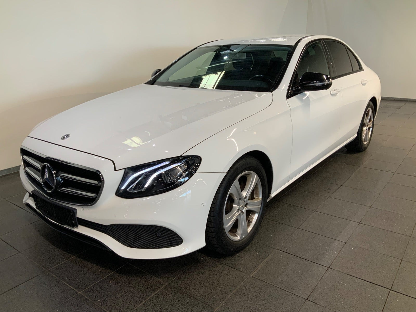 Mercedes E220 d 2,0 Avantgarde aut.