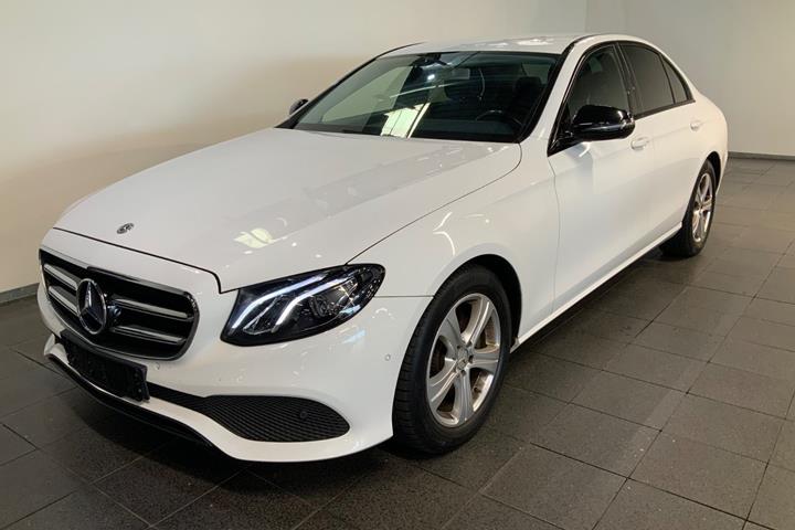Hvid Mercedes E220 d fra 2018