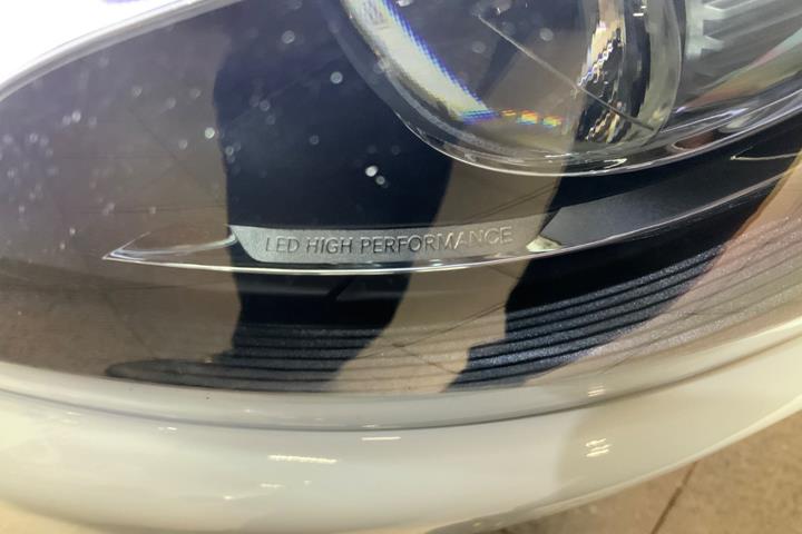 Hvid Mercedes E220 d fra 2018