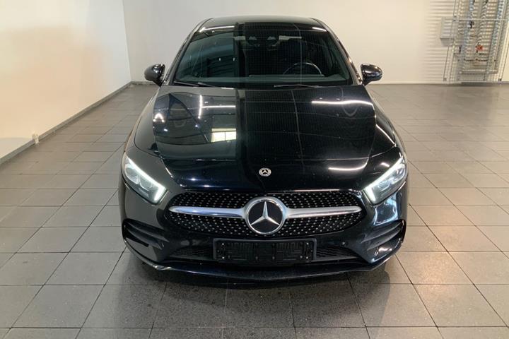 Sort Mercedes A220 d fra 2020