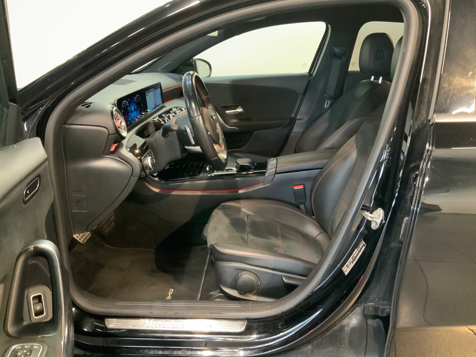 Sort Mercedes A220 d fra 2020