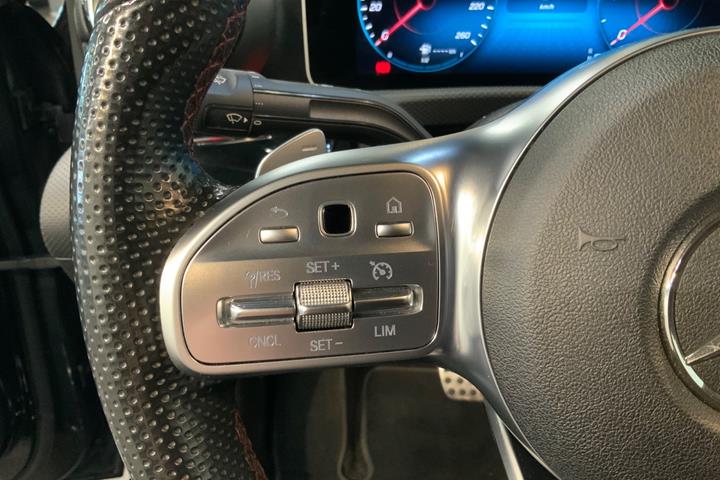 Sort Mercedes A220 d fra 2020
