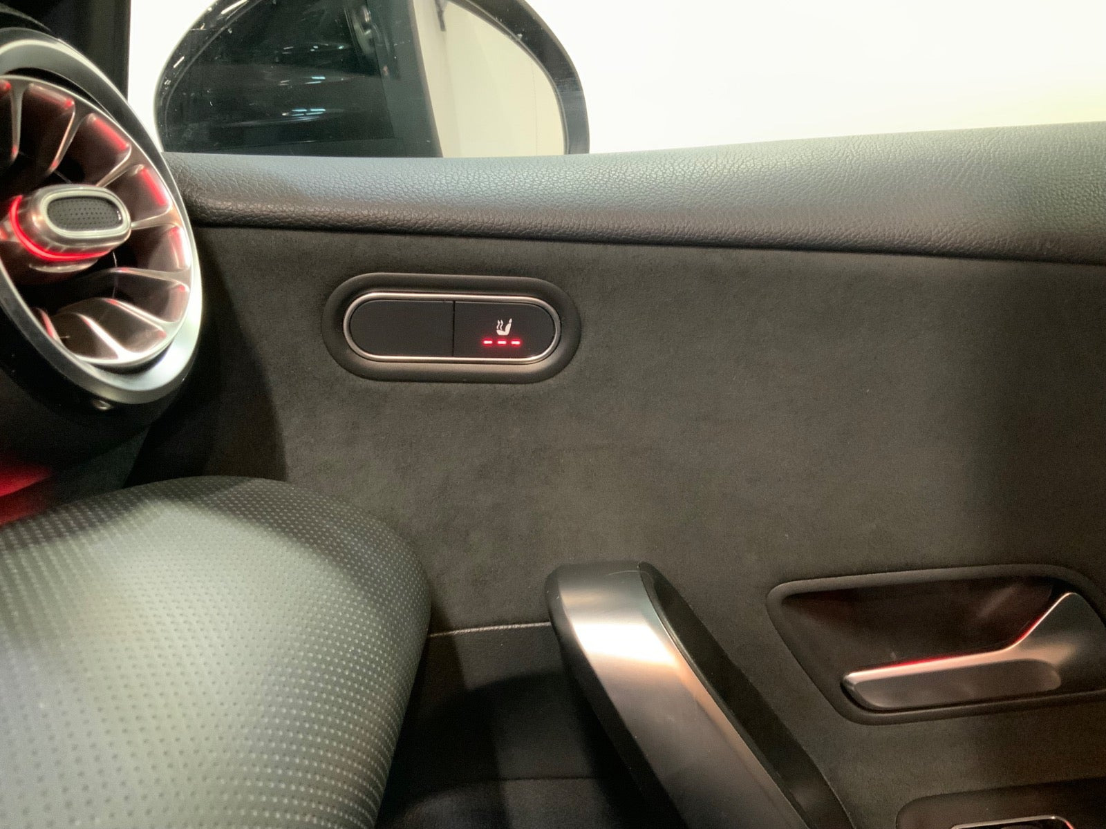 Sort Mercedes A220 d fra 2020