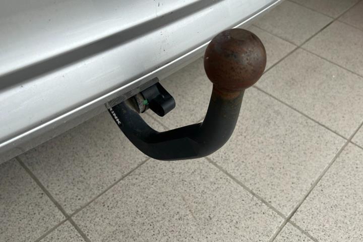 Sølv BMW 318d fra 2017