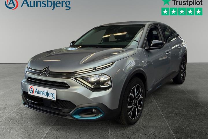 Grå Citroën ë-C4 fra 2023 set udefra