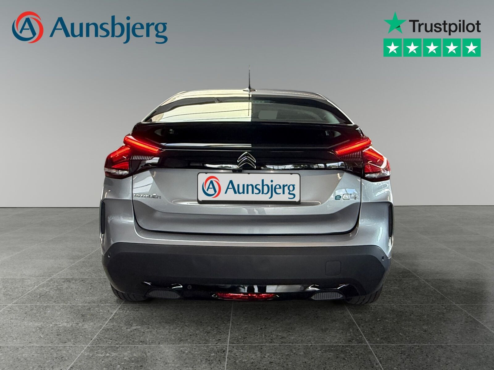 Grå Citroën ë-C4 fra 2023