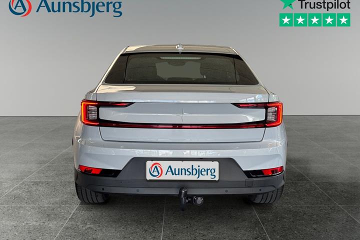 Hvid Polestar 2 fra 2023