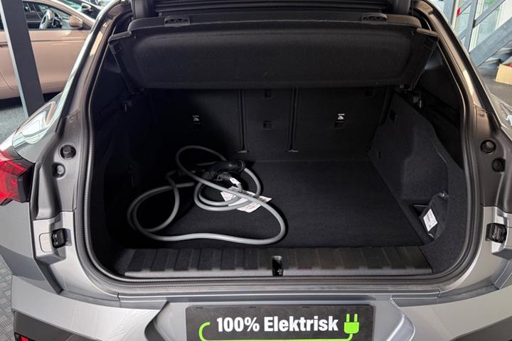 Grå BMW iX2 fra 2026