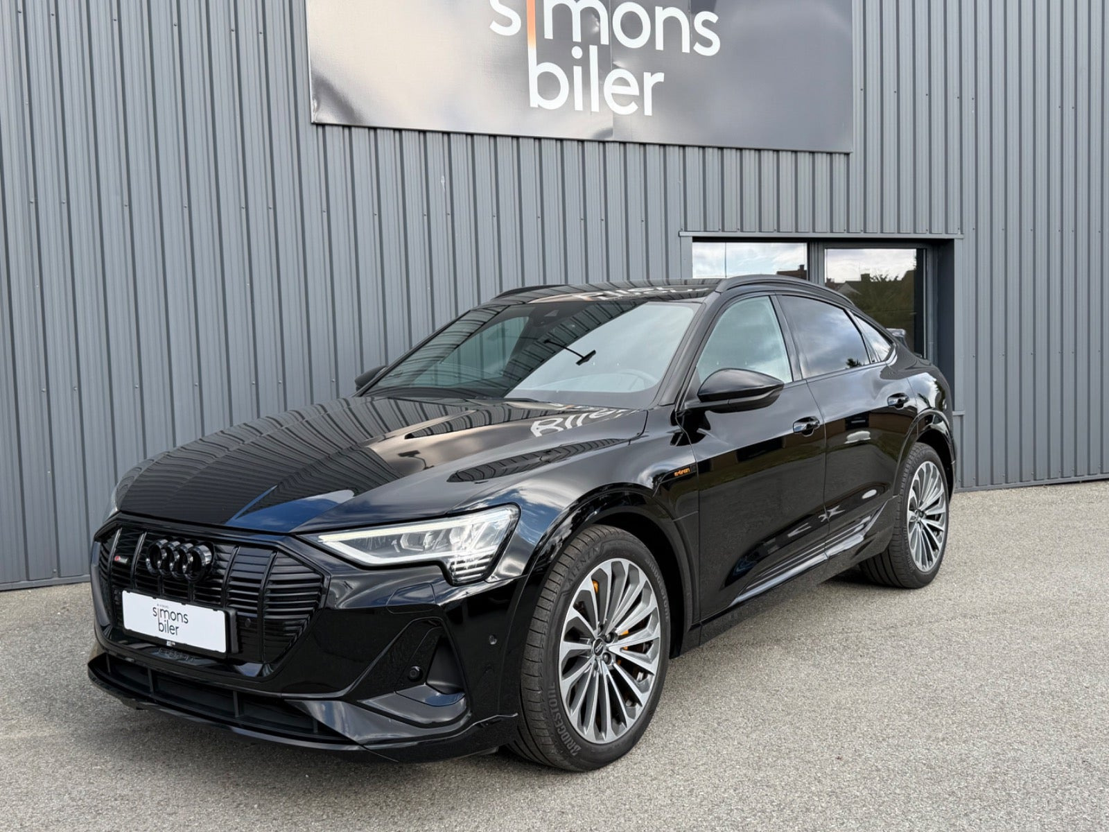 Audi e-tron 55 S-line Sportback quattro