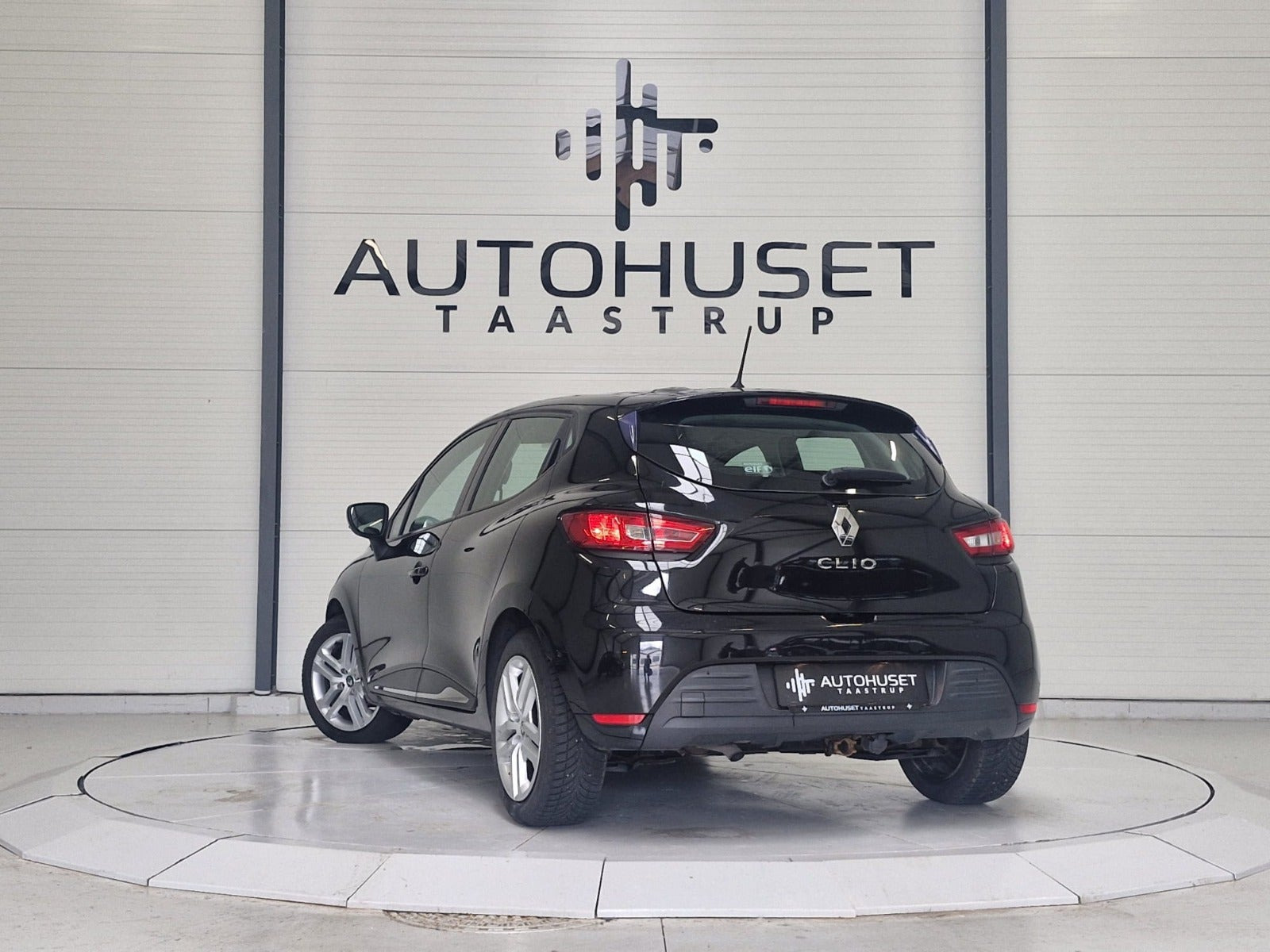 Sort Renault Clio IV fra 2017