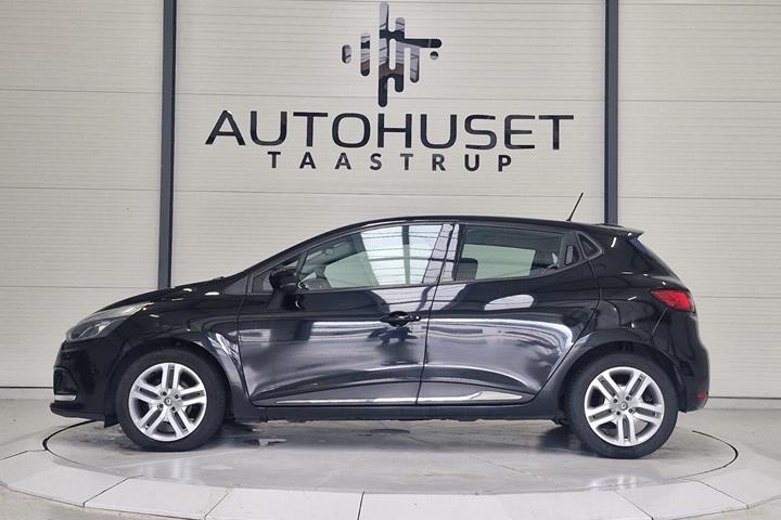 Sort Renault Clio IV fra 2017