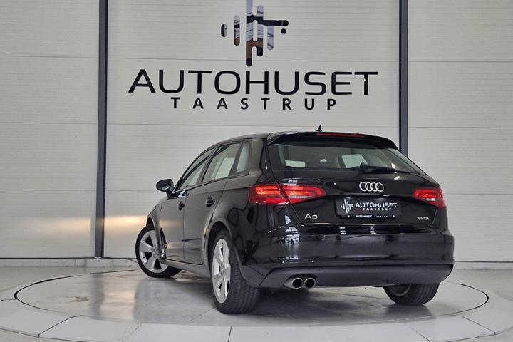 Sort Audi A3 fra 2016