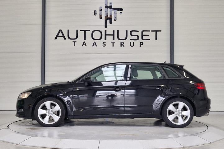 Sort Audi A3 fra 2016