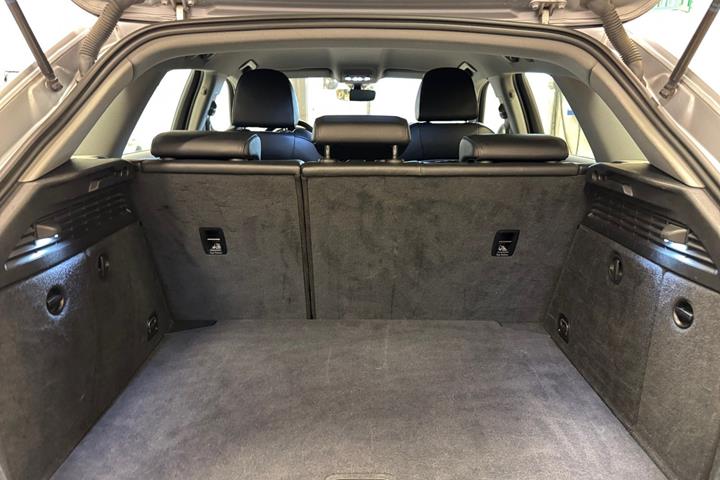 Sølv Audi A3 fra 2017