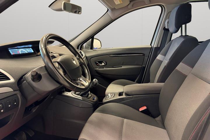 Hvid Renault Grand Scenic III fra 2014