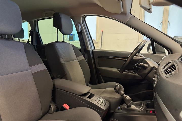 Hvid Renault Grand Scenic III fra 2014