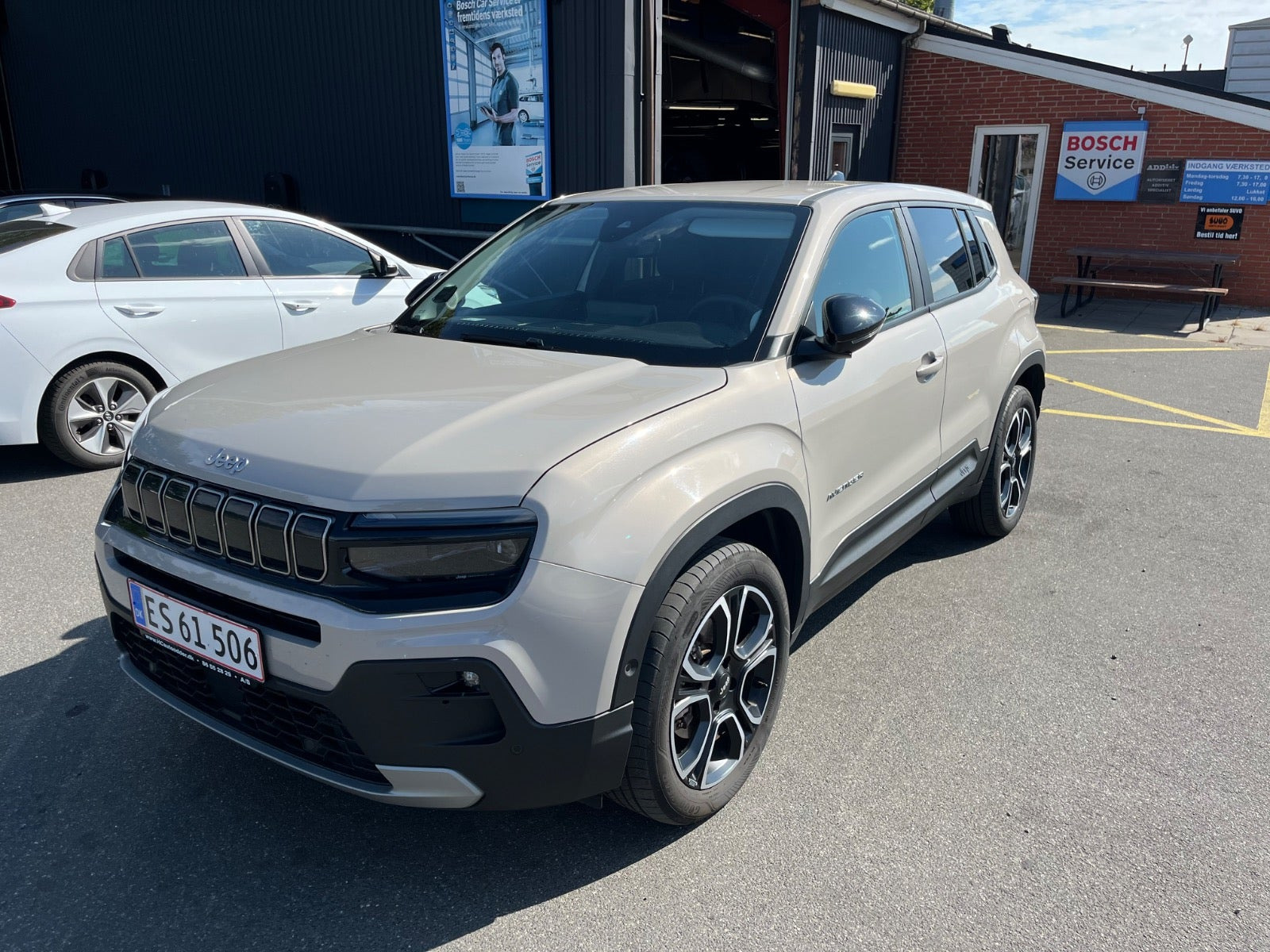 Jeep Avenger 54 Summit