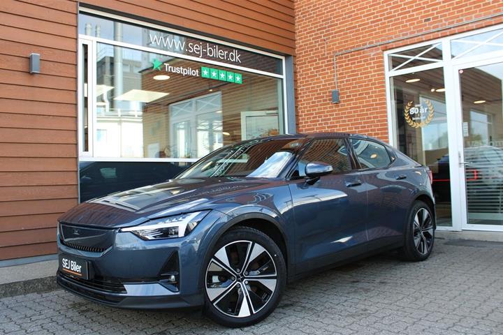 Blå Polestar 2 fra 2024