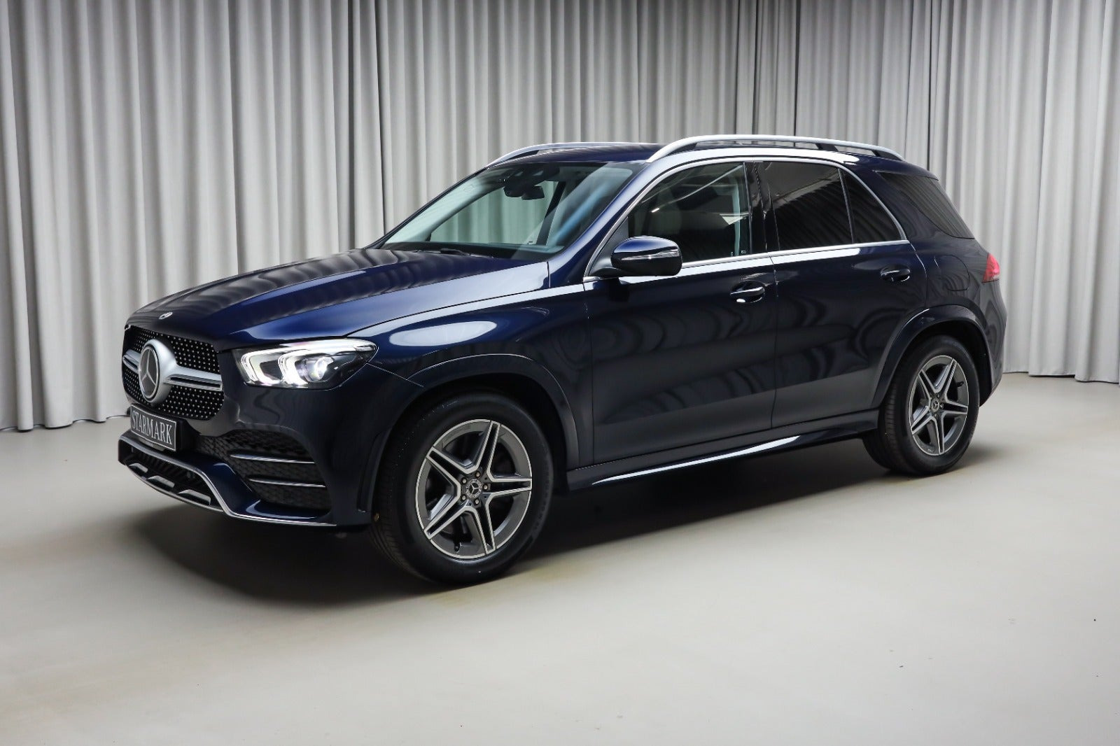 Blå Mercedes GLE350 de fra 2022