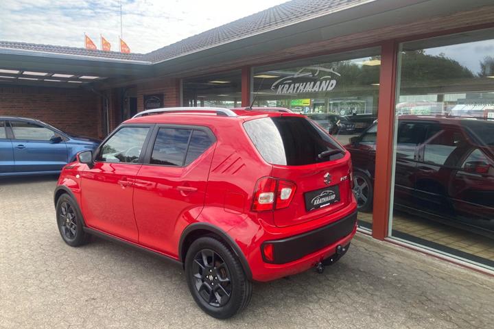 Rød Suzuki Ignis fra 2017