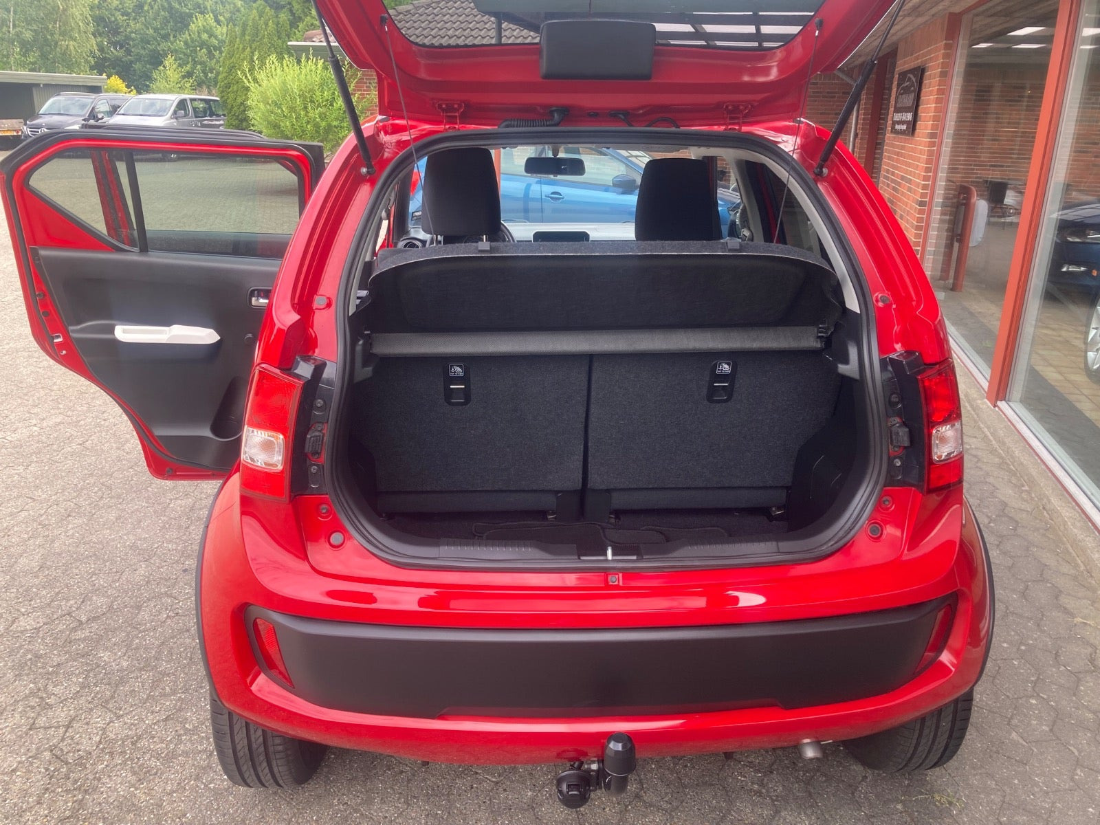 Rød Suzuki Ignis fra 2017