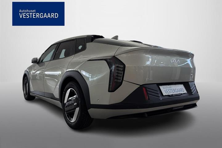 Grå Kia EV4 fra 2026
