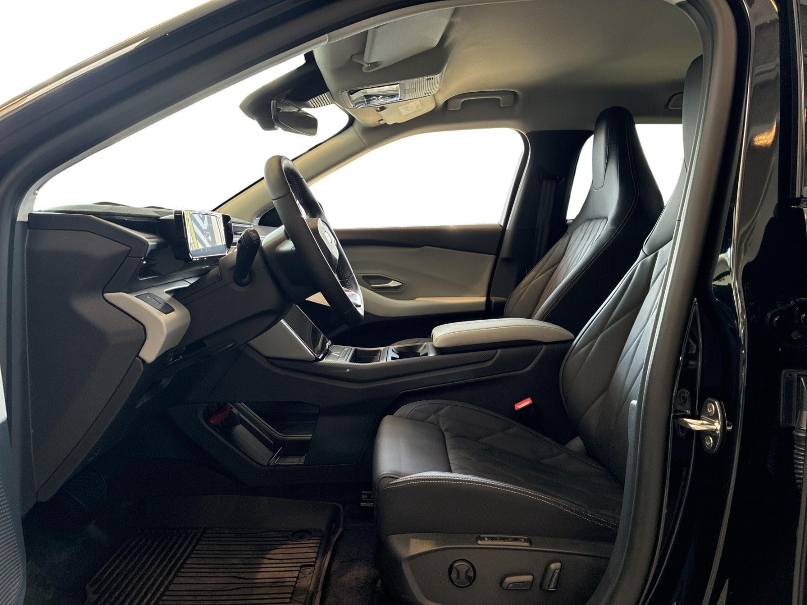 Sort Ford Explorer fra 2026