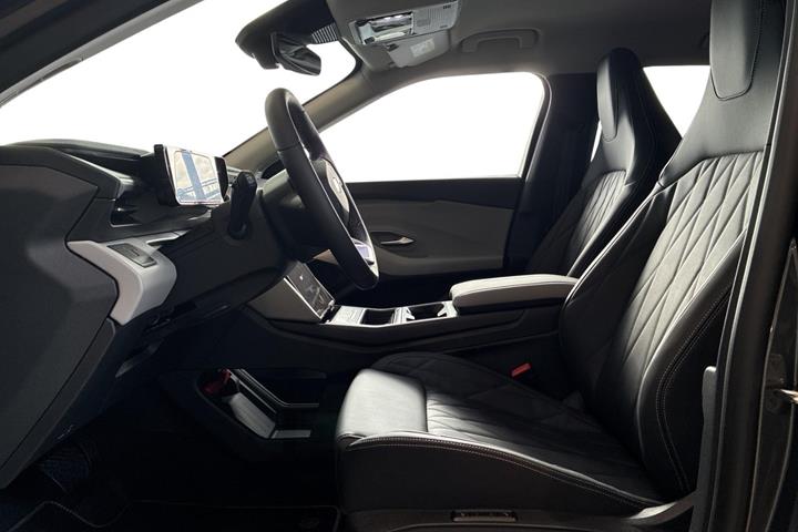Grå Ford Explorer fra 2026