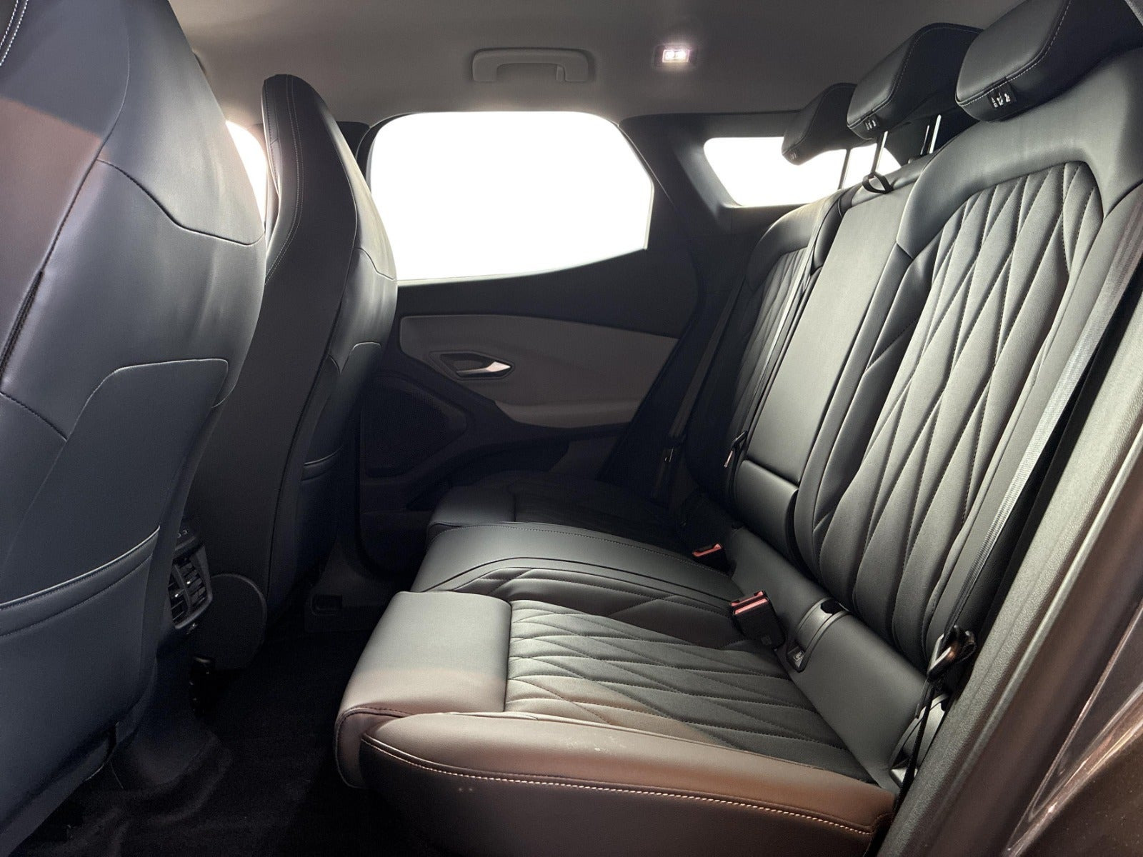 Grå Ford Explorer fra 2026
