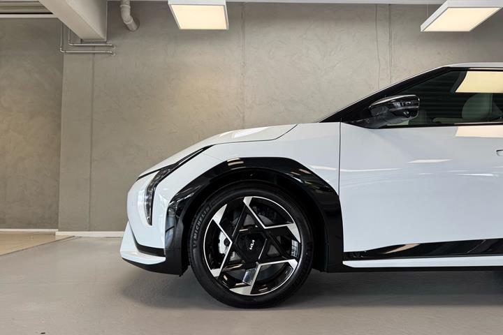 Hvid Kia EV4 fra 2026