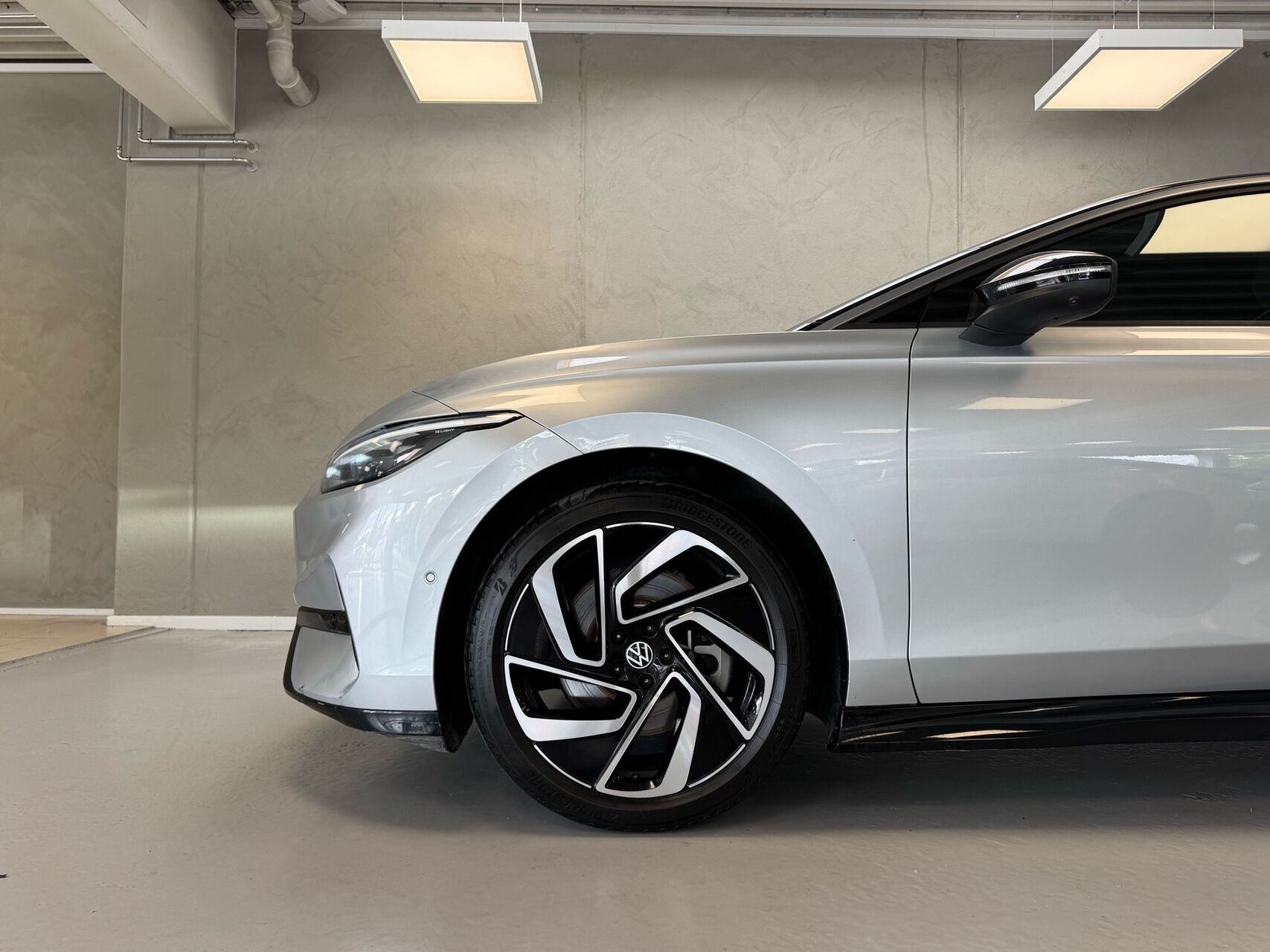 Sølv VW ID.7 fra 2025