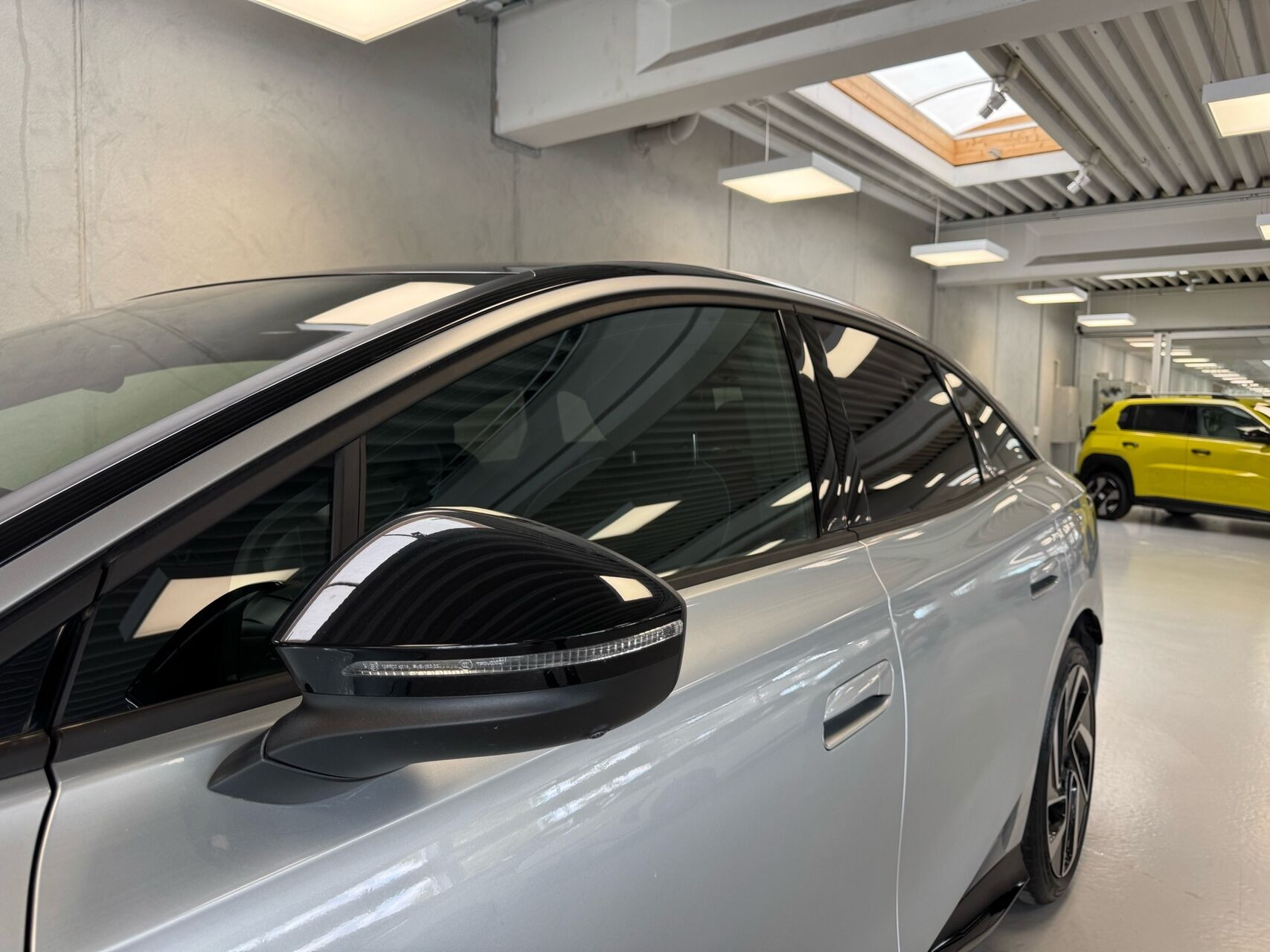 Sølv VW ID.7 fra 2025
