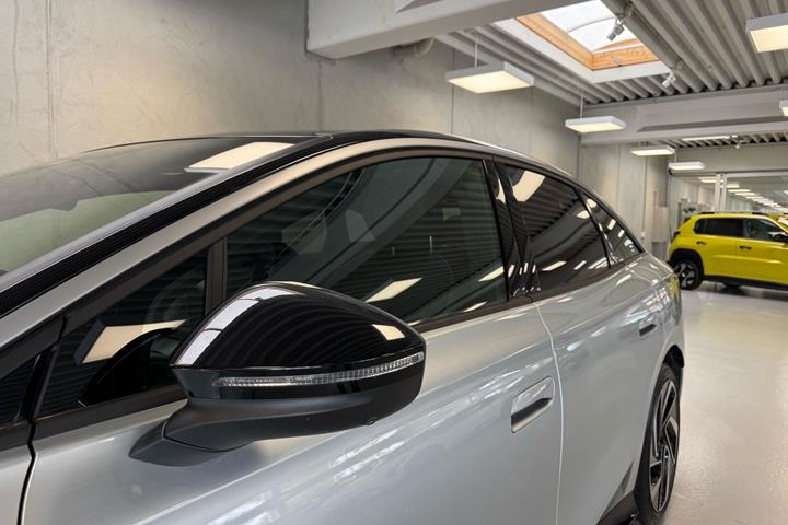 Sølv VW ID.7 fra 2025