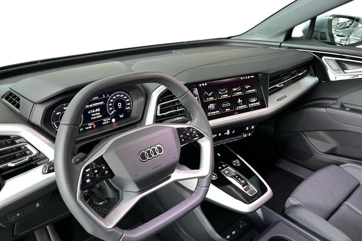 Grå Audi Q4 fra 2026