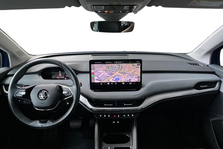 Blå Skoda Enyaq fra 2023