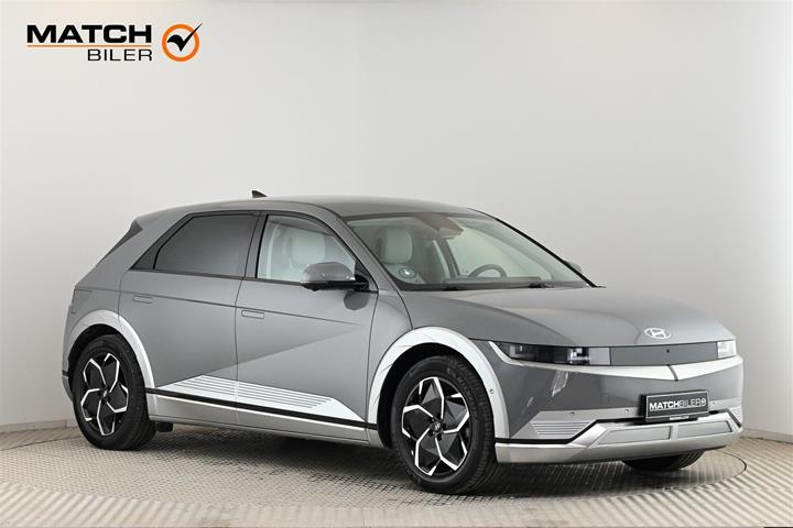 Grå Hyundai Ioniq 5 fra 2023 set udefra