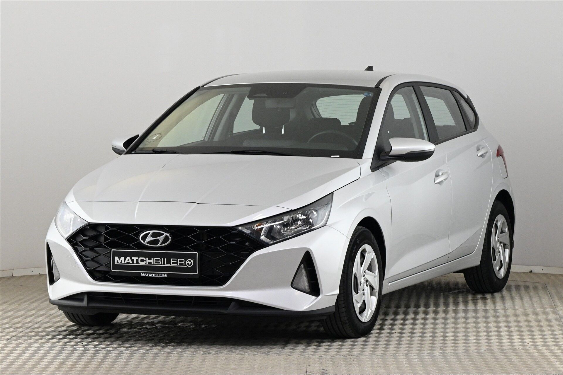 Sølv Hyundai i20 fra 2022