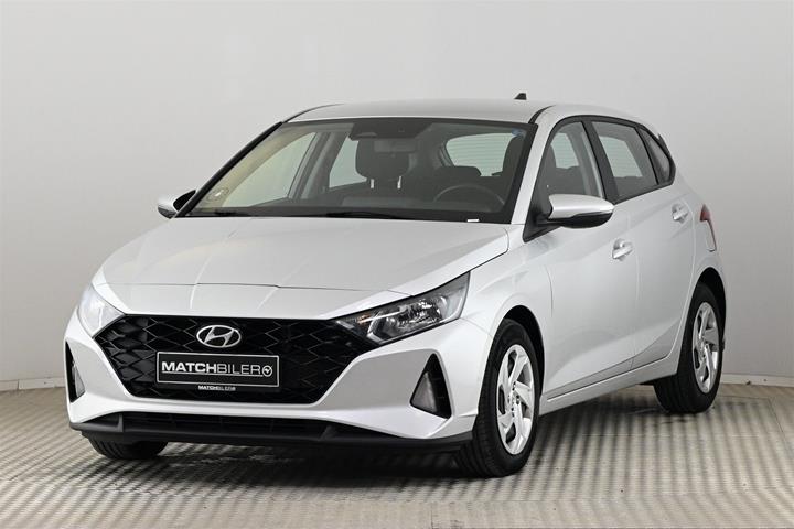 Sølv Hyundai i20 fra 2022