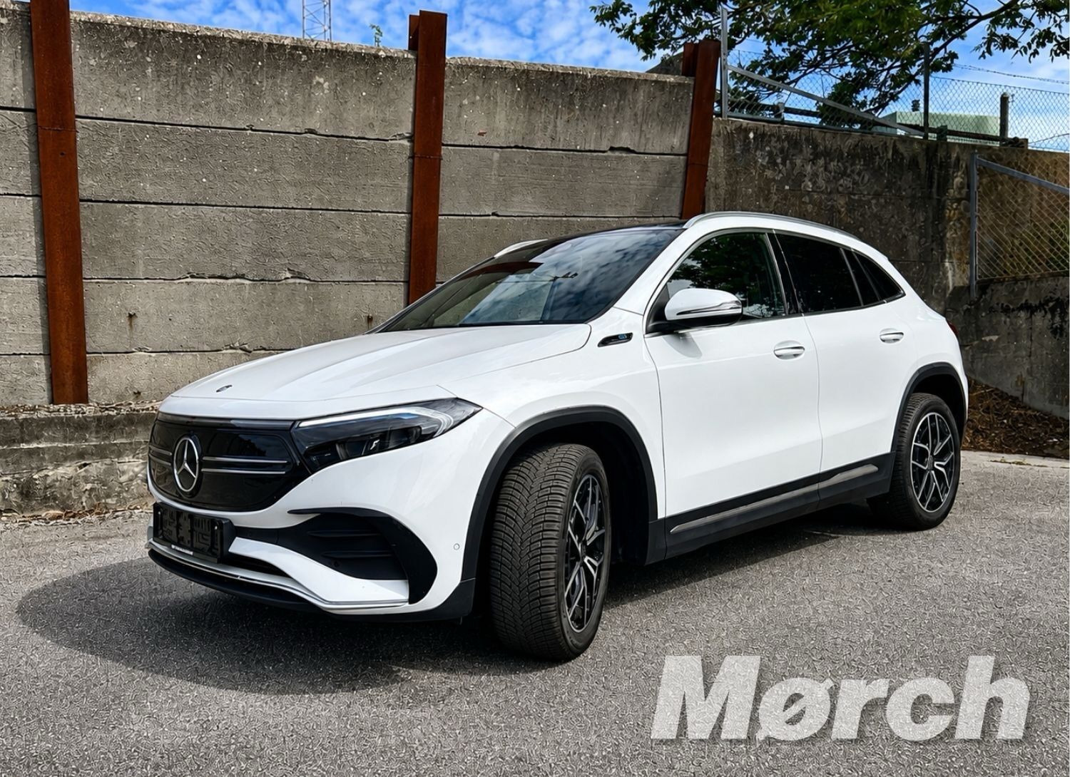 Hvid Mercedes EQA 250 fra 2022
