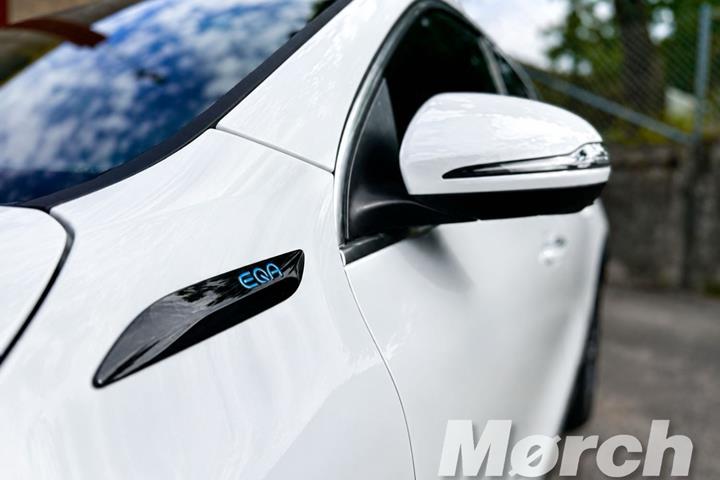 Hvid Mercedes EQA 250 fra 2022