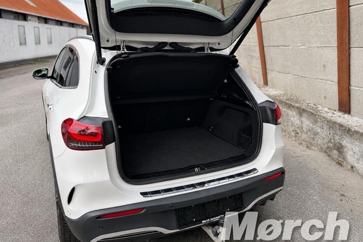 Hvid Mercedes EQA 250 fra 2022