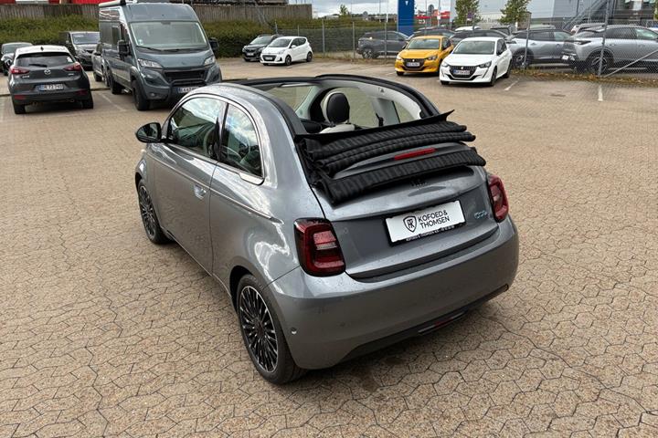 undefined Fiat 500e fra 2023
