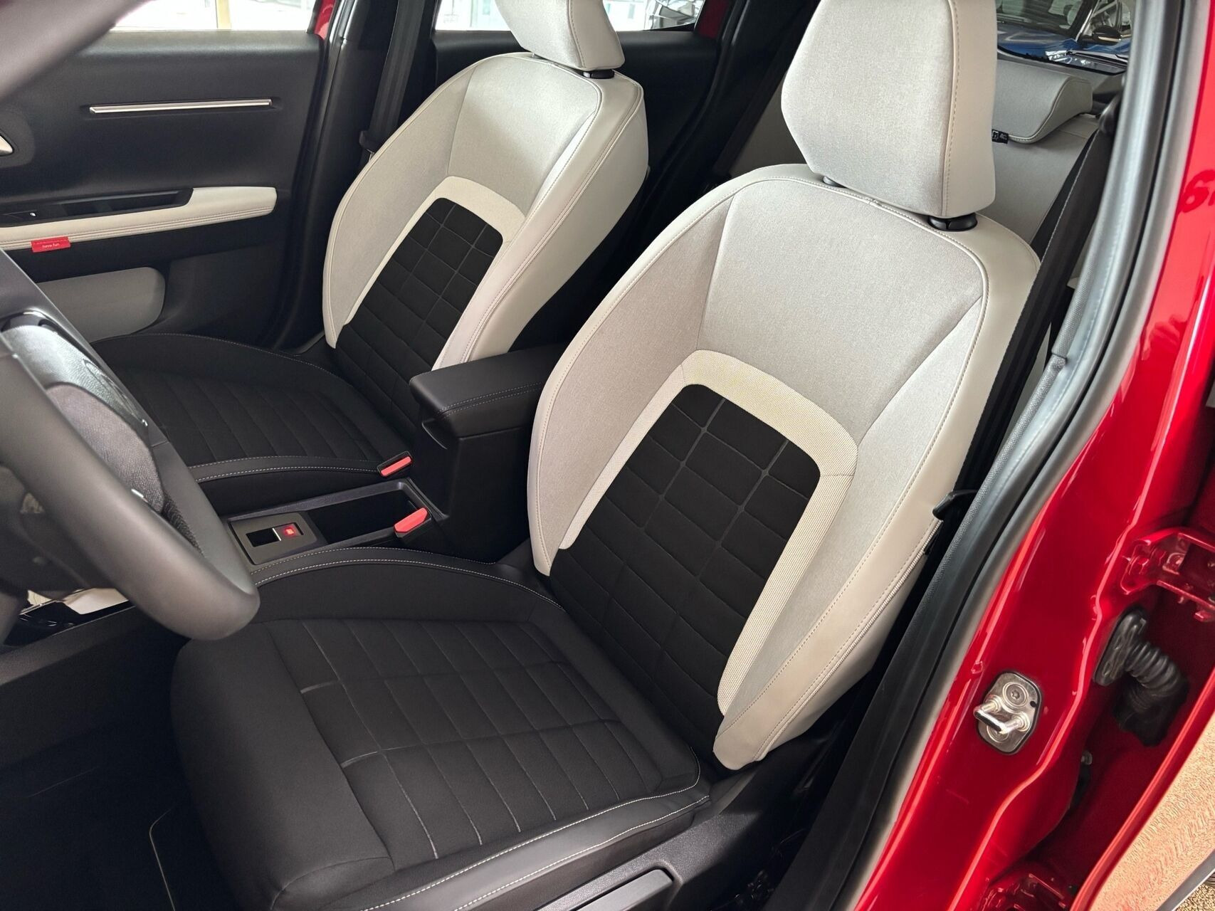 Rød Citroën ë-C3 fra 2025